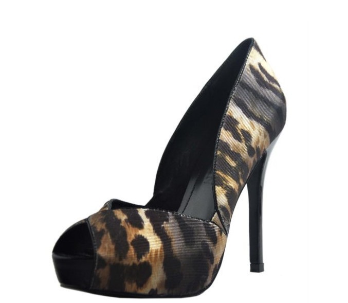 Alexander McQueen Leopard grain Open-toe Pumps