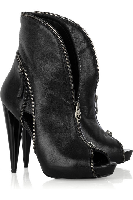 Alexander McQueen Cutout leather ankle boots