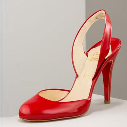 Christian Louboutin Round-Toe Pump