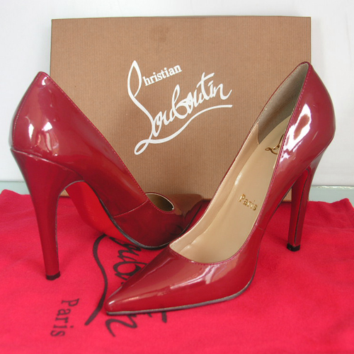 christian louboutin pumps NIB red patent